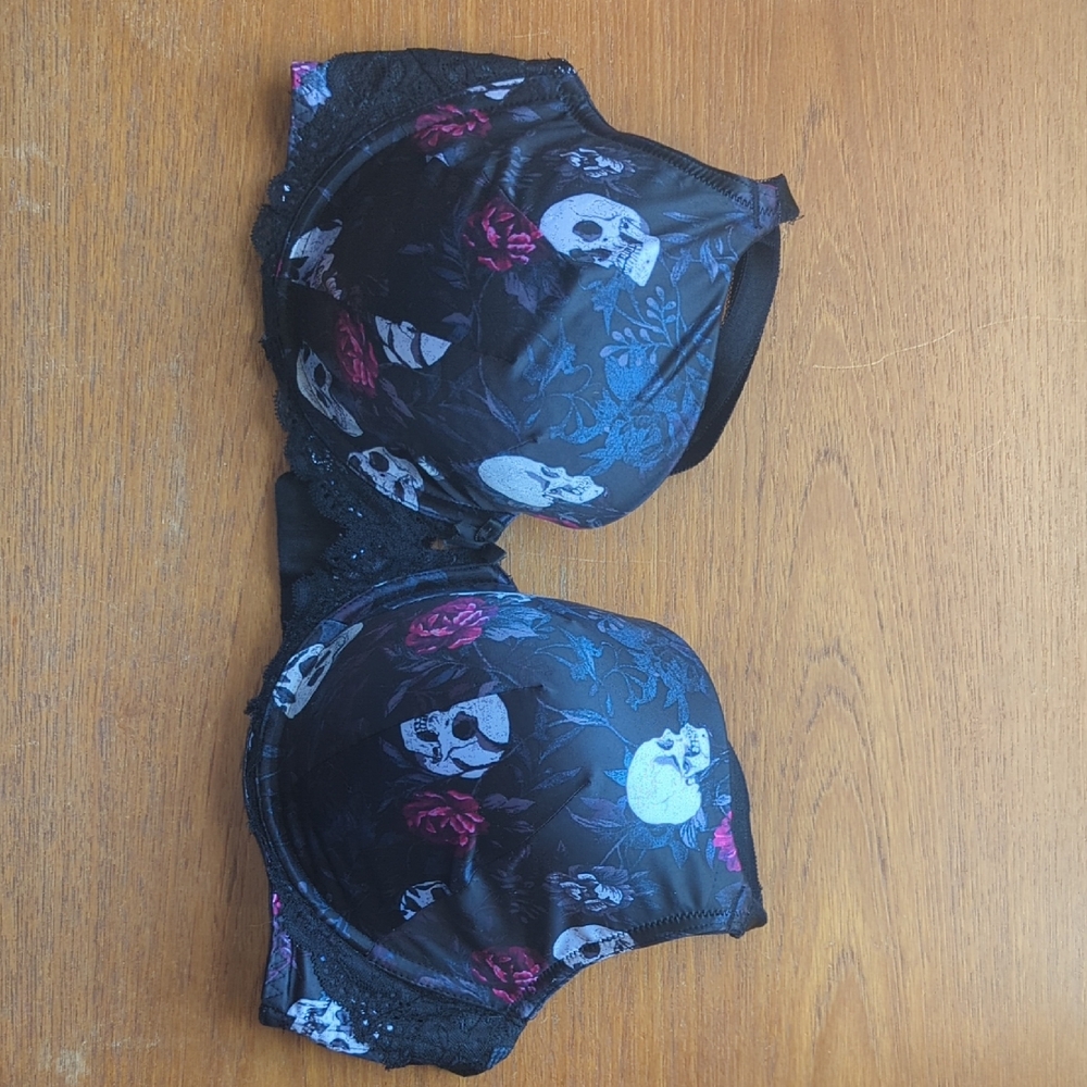 Torrid Curve Bra. Gently used.